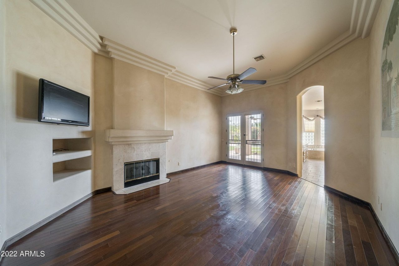 12077 E Laurel Lane