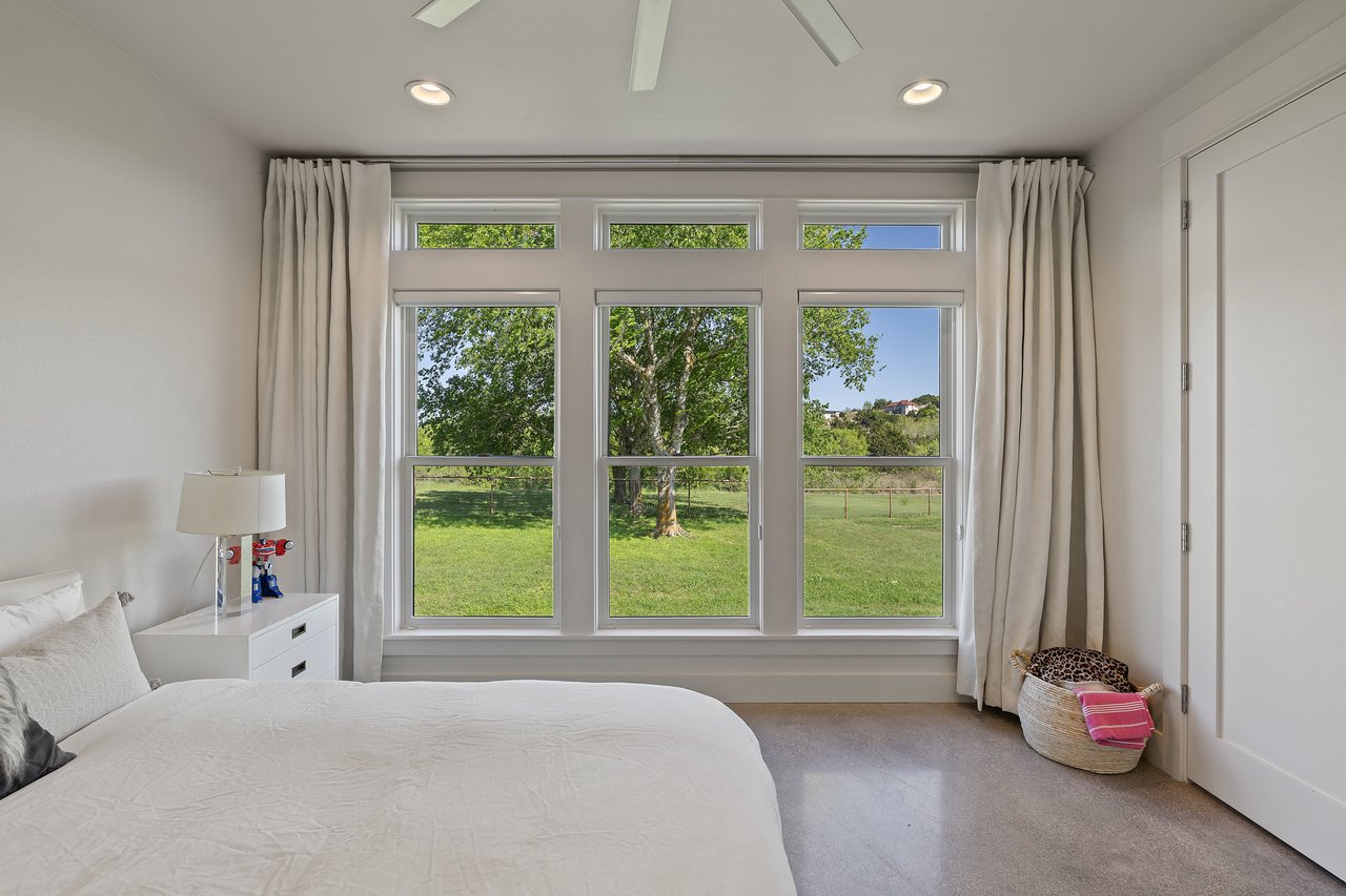 4813 Twin Acres Road