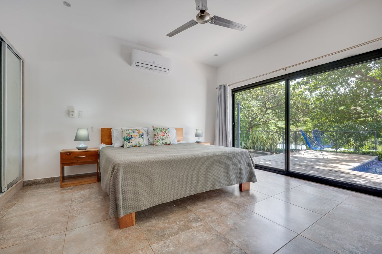 V-Domi Panama | Modern 3-Bedroom Villa with Pool on Expansive 6,078 m² Forest Lot in Finca Panamá, Tamarindo