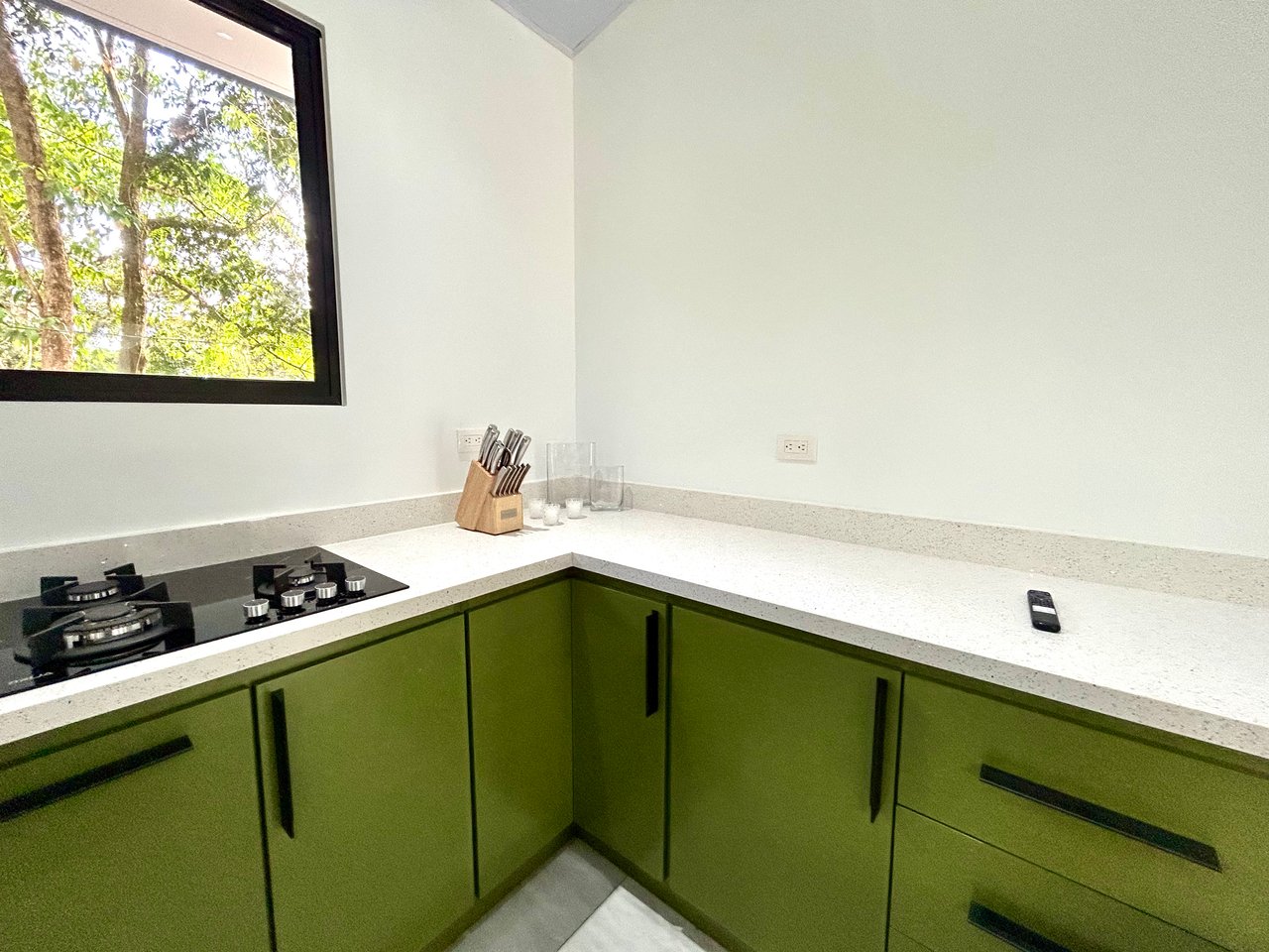 Brand-New 2BR/2BT in Playa Hermosa – 5 Minutes to the Beach | Priced to Sell