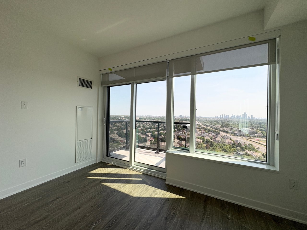 2495 Eglinton Avenue W Unit: 1703