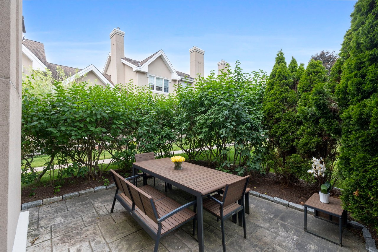 287 Langley Rd #38