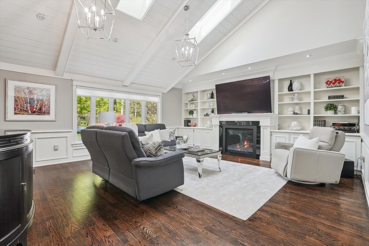 1662 Roundleaf Court