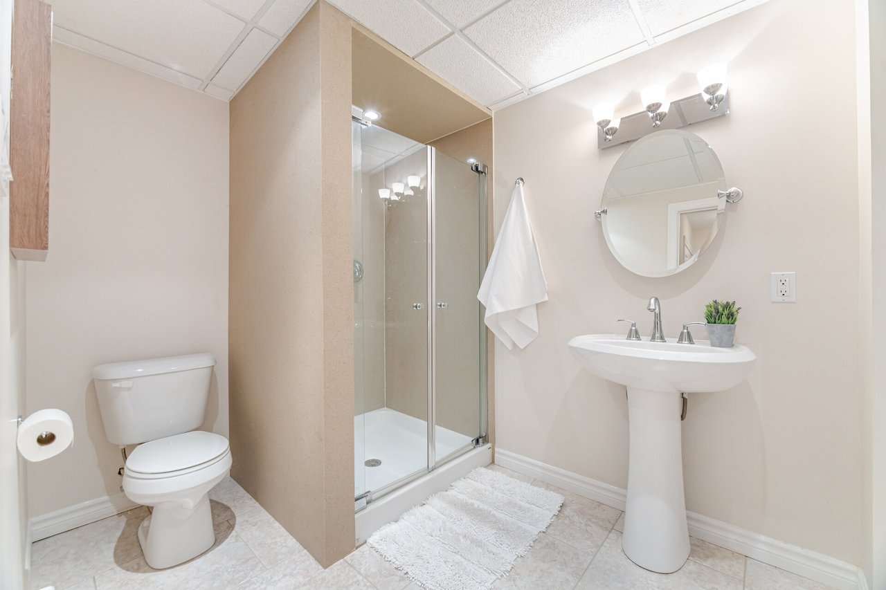 12-2140 Turnberry Rd