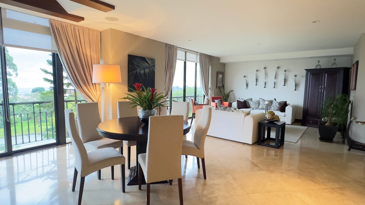 Colonial Luxury Tower Condo, Curridabat, San Jose