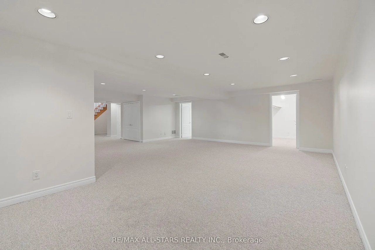 18 Pinehurst Club Way