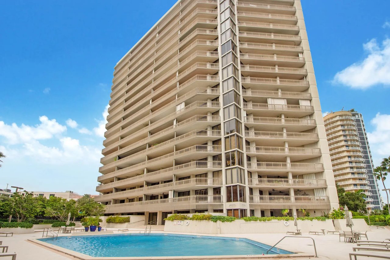 2901 S Bayshore Drive # 1B