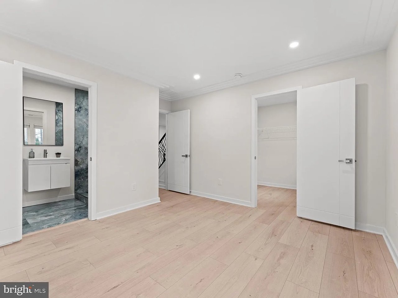 306 Cherry Hill Blvd