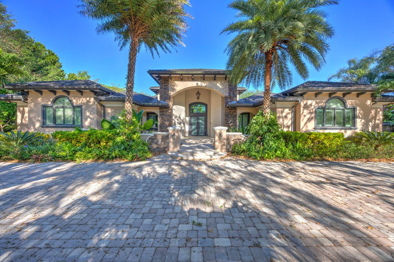 Elegant Custom Home on Builder’s Acre Near Baptist Hospital