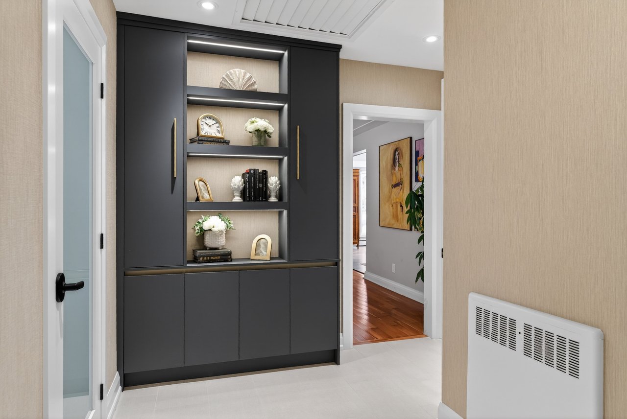 Aldershot Ranch-Style Oasis