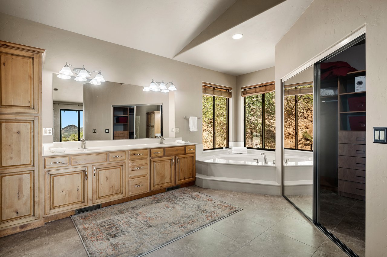 2700 W BUTTERFLY Ridge