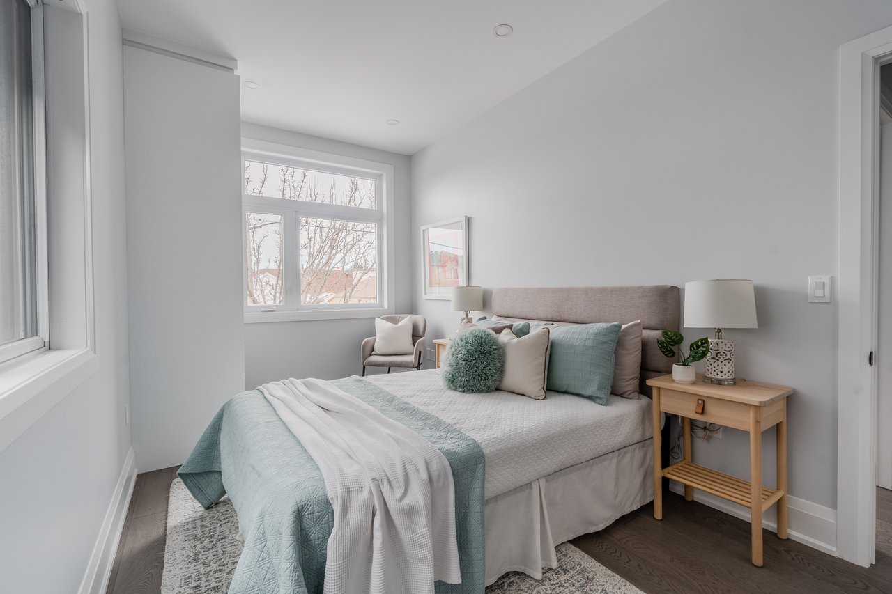 75 Holmstead Ave