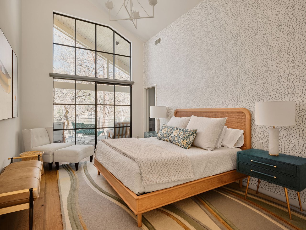 3016 Edgewater Drive