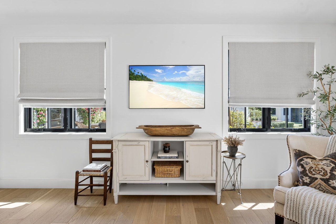 5217 E CALLE REDONDA