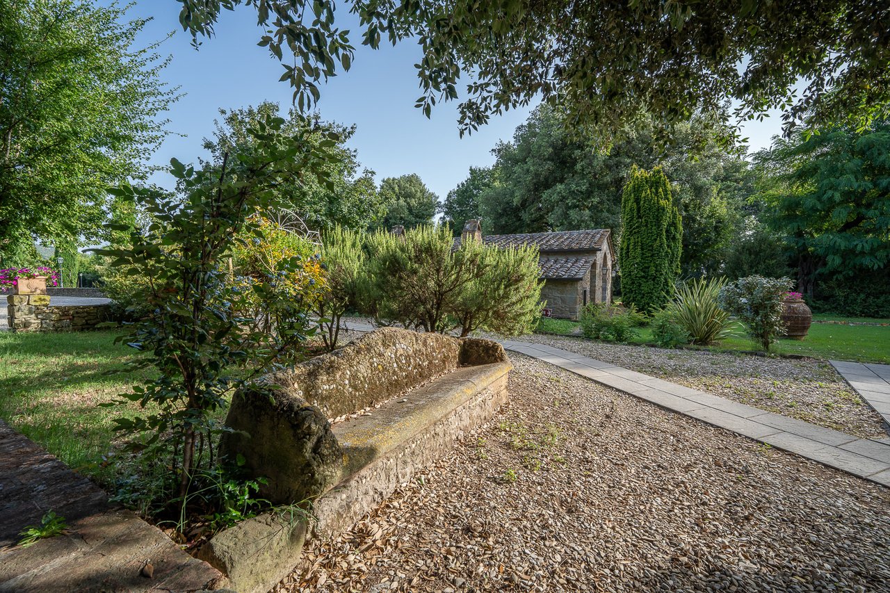 VILLA MECENATE