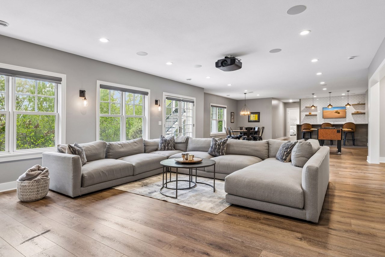 5116 Skyline Drive, Edina