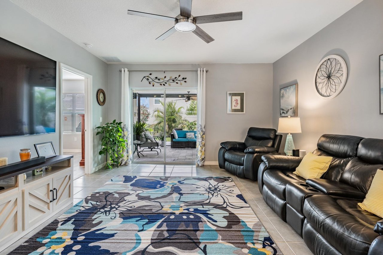 Turnkey Oasis in Epperson Lagoon