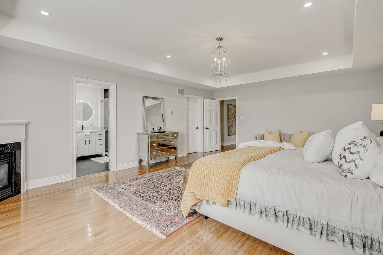 2-128 Morden Road Unit: 2