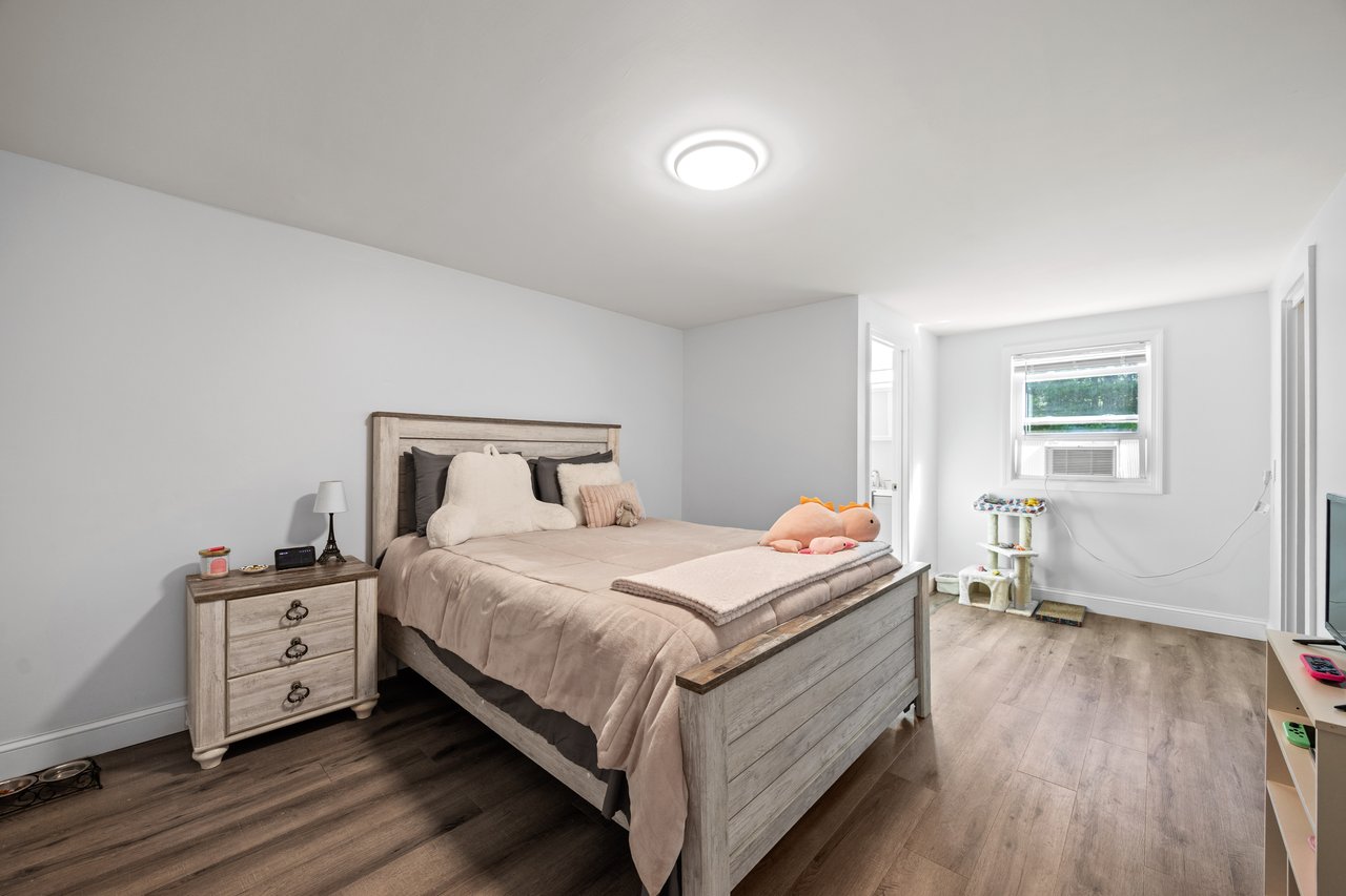 377 River Rd, Bowdoinham