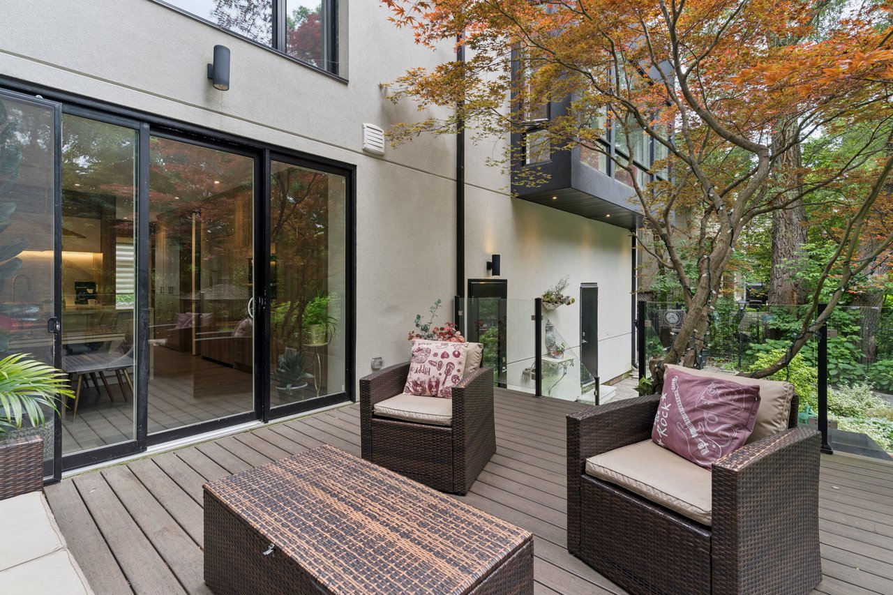 150 Sandringham Drive