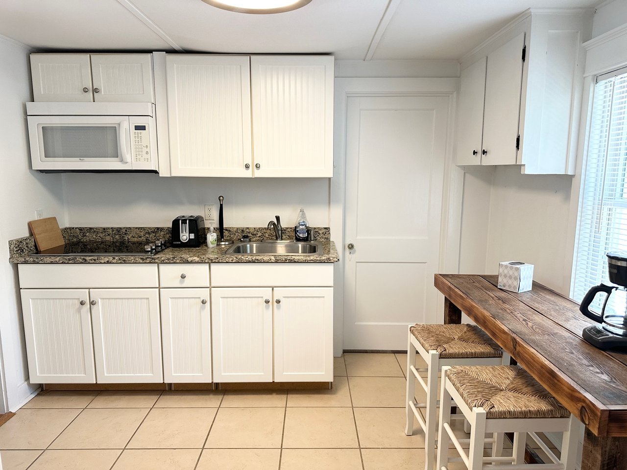 112 8th Street Beach Haven w/Cottage