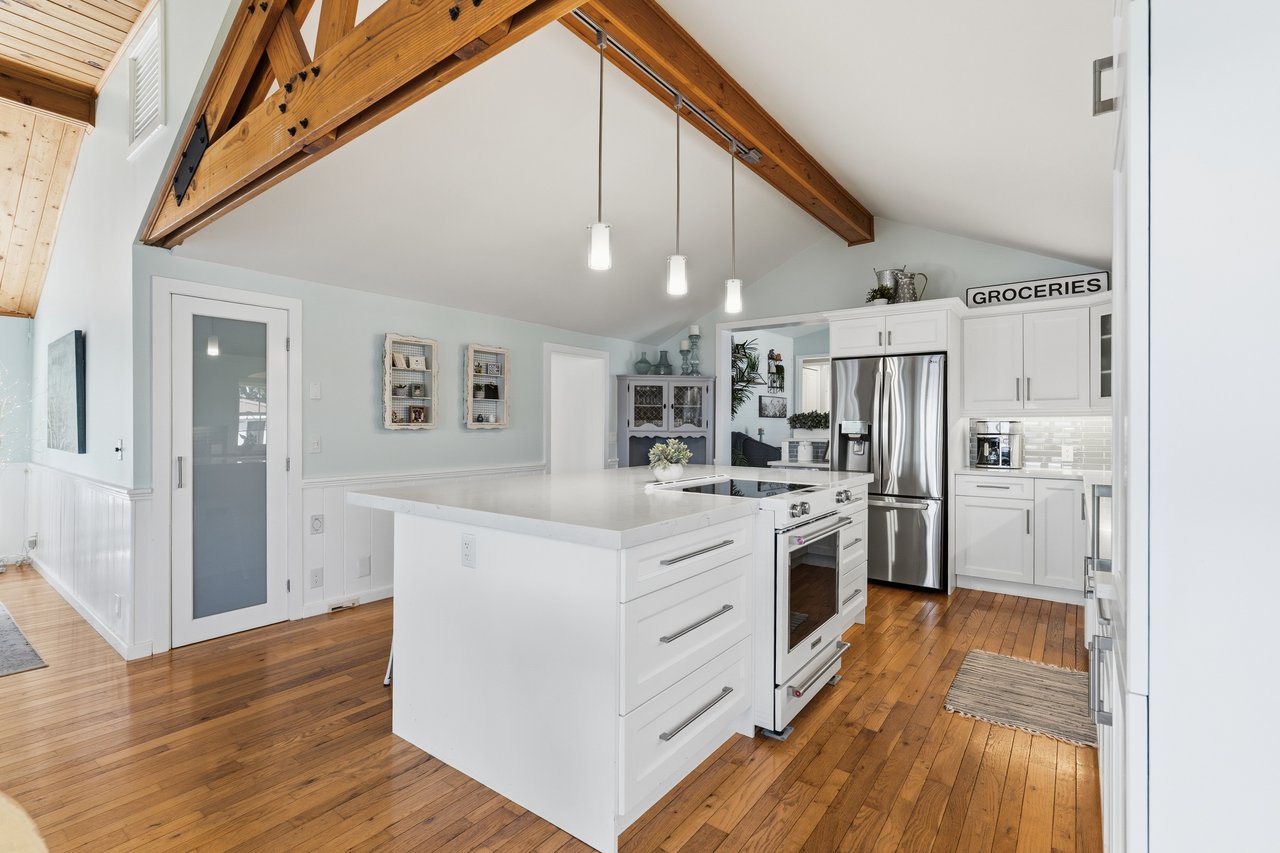 922 PORTERS LANDING ROAD