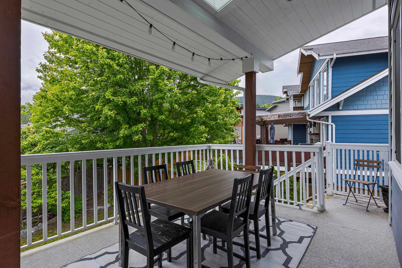 1039 Jay Cres