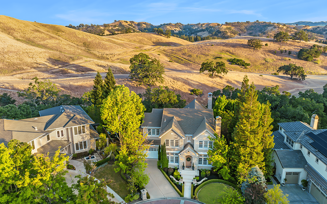 For Sale or Lease! – Breathtaking Views & Optimal Southern Exposure