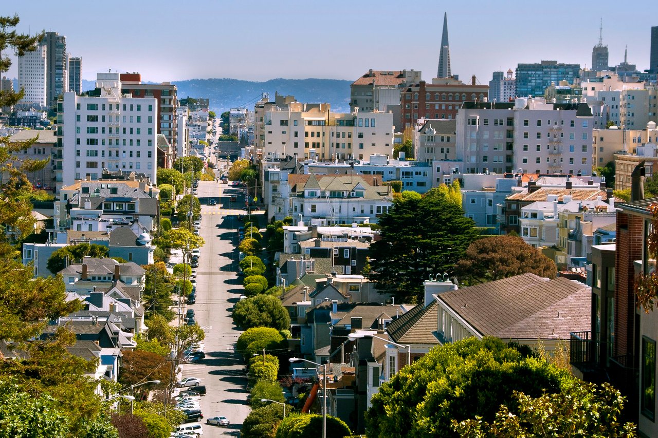 Neighborhood Pacific Heights - Polaris Realty