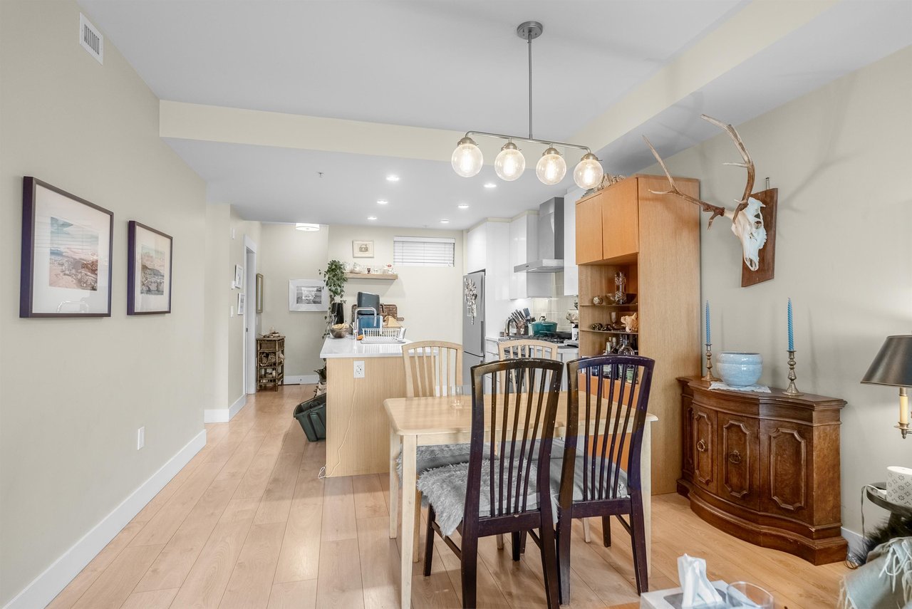 203-1496 Charlotte Rd