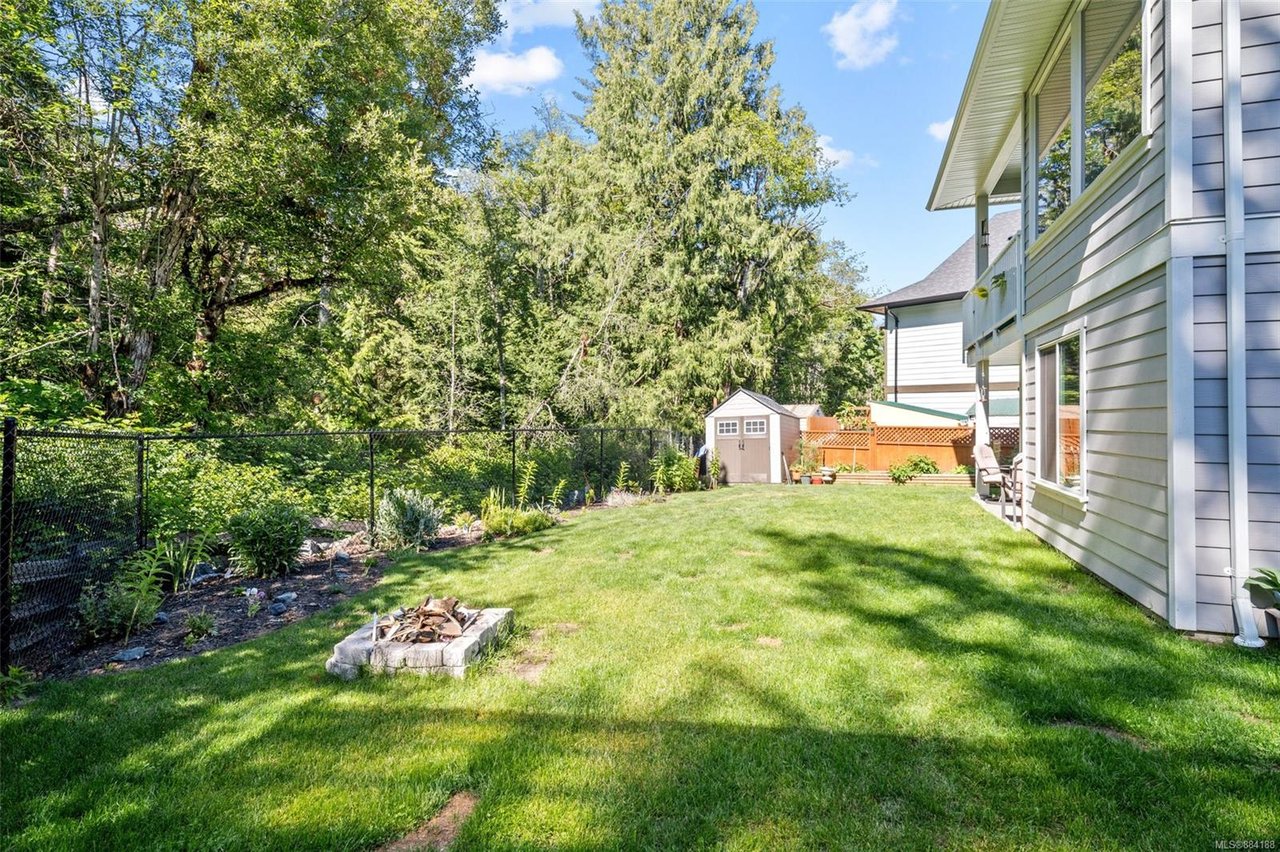 2544 West Trail Crt, Sooke