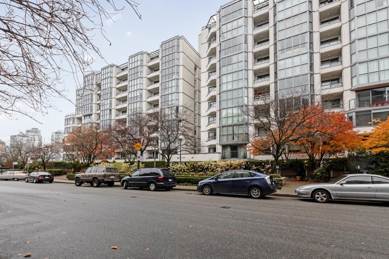 811-456 Moberly Road, Vancouver