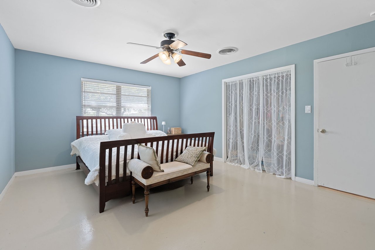 8705 S View Rd, Austin