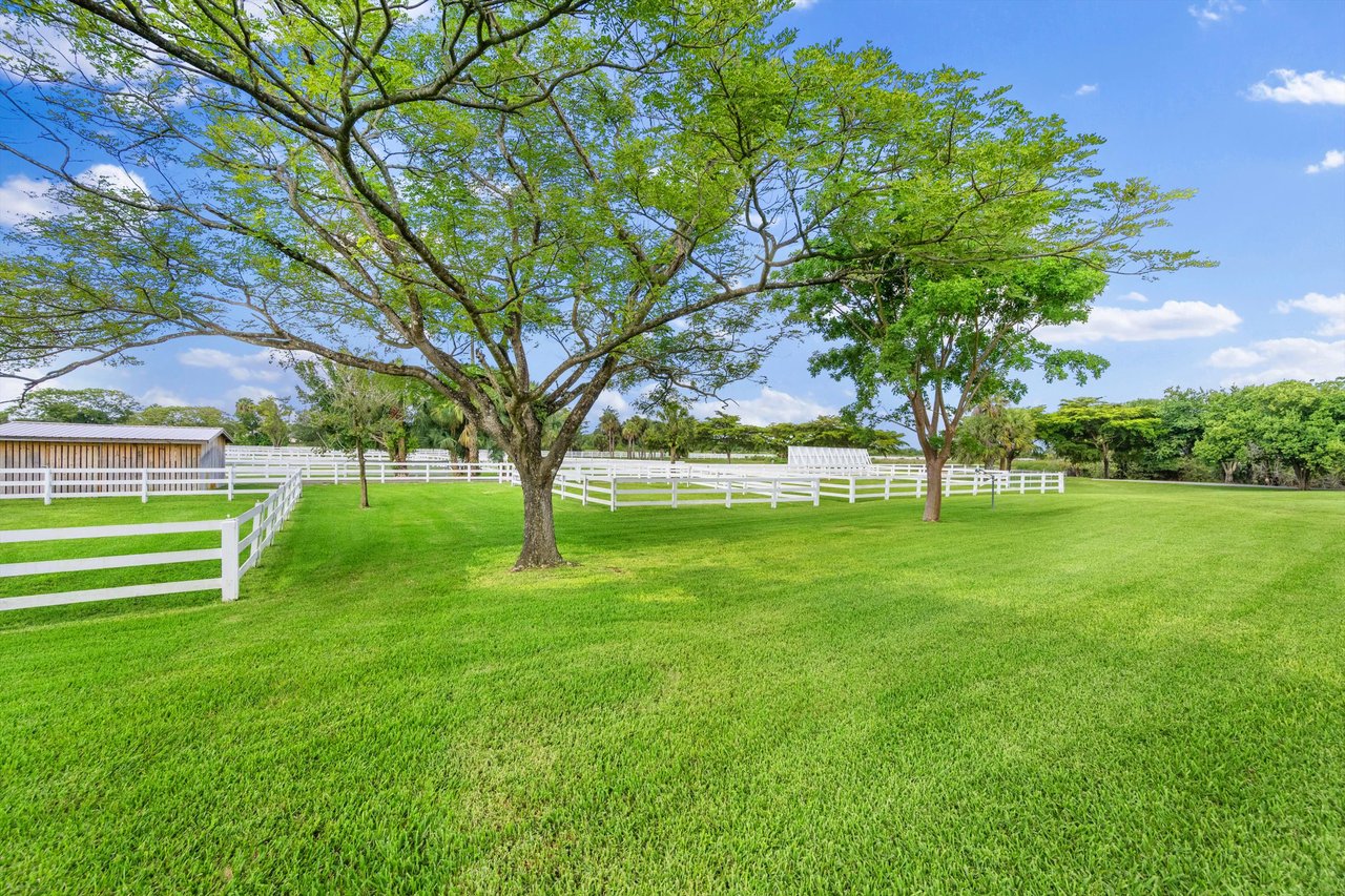 3287 Grande Road