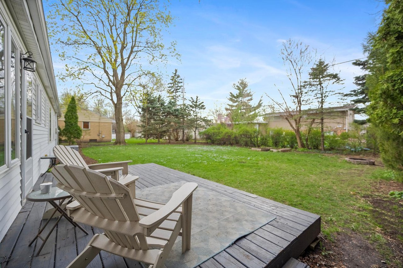 407 10th Ct, St. Charles IL – Under Contract in One Weekend with Multiple Offers