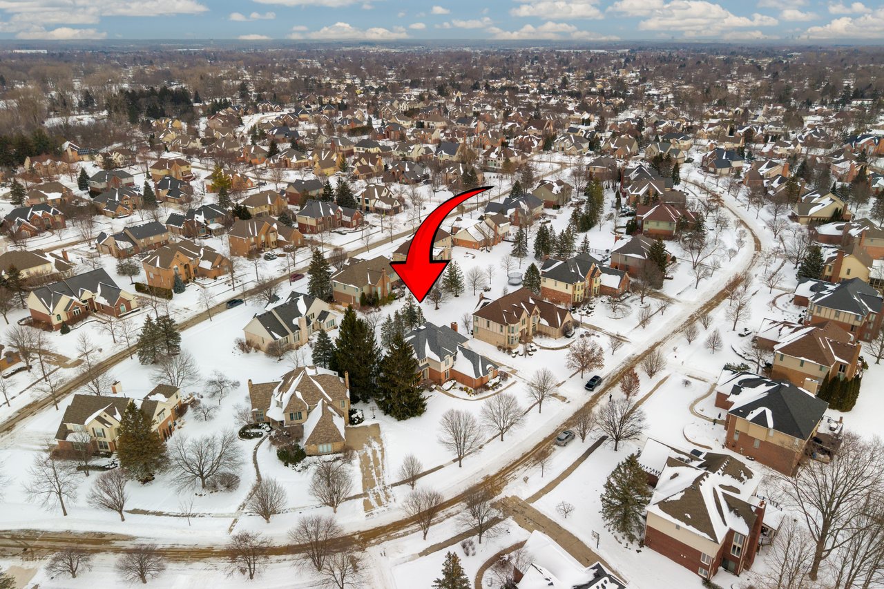 21823 Picadilly Circle