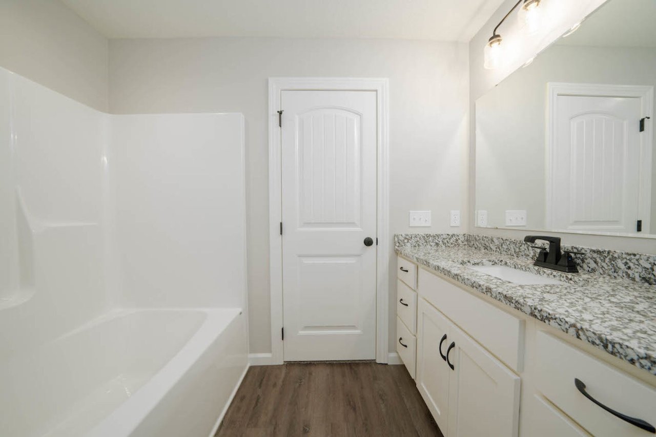 845 Sienna Ct