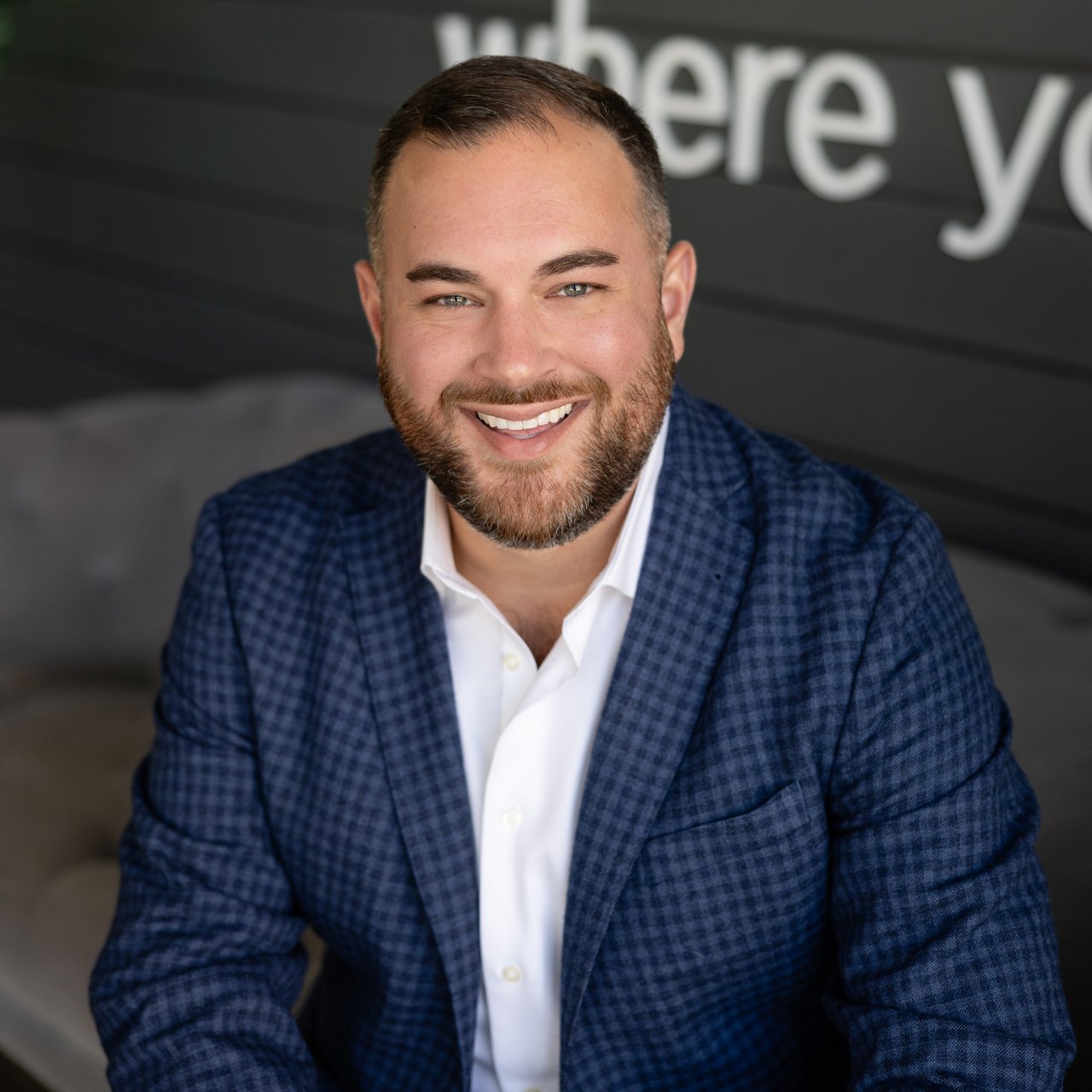 Andrew Hanagan Royal Oak, MI Real Estate Agent Headshot