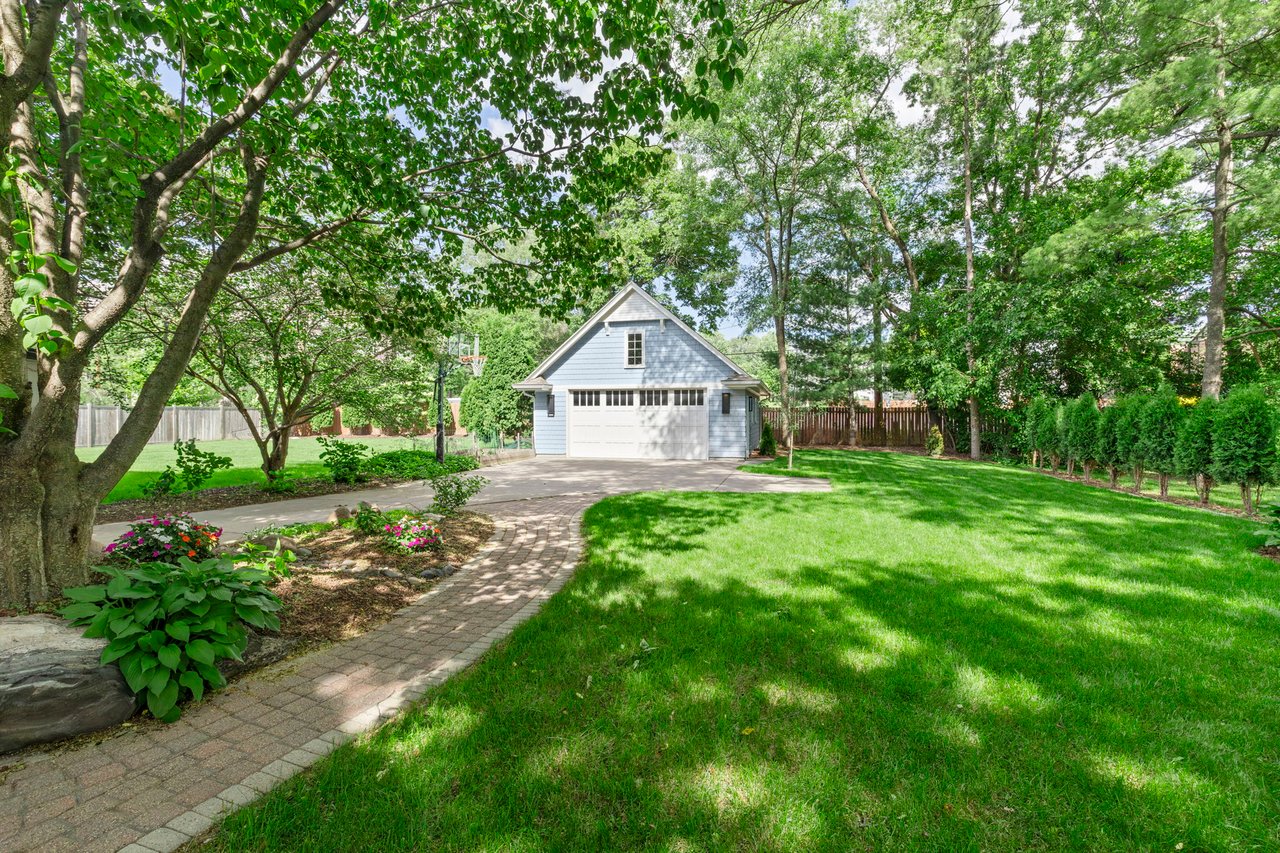 5229 Halifax Ave S, Edina