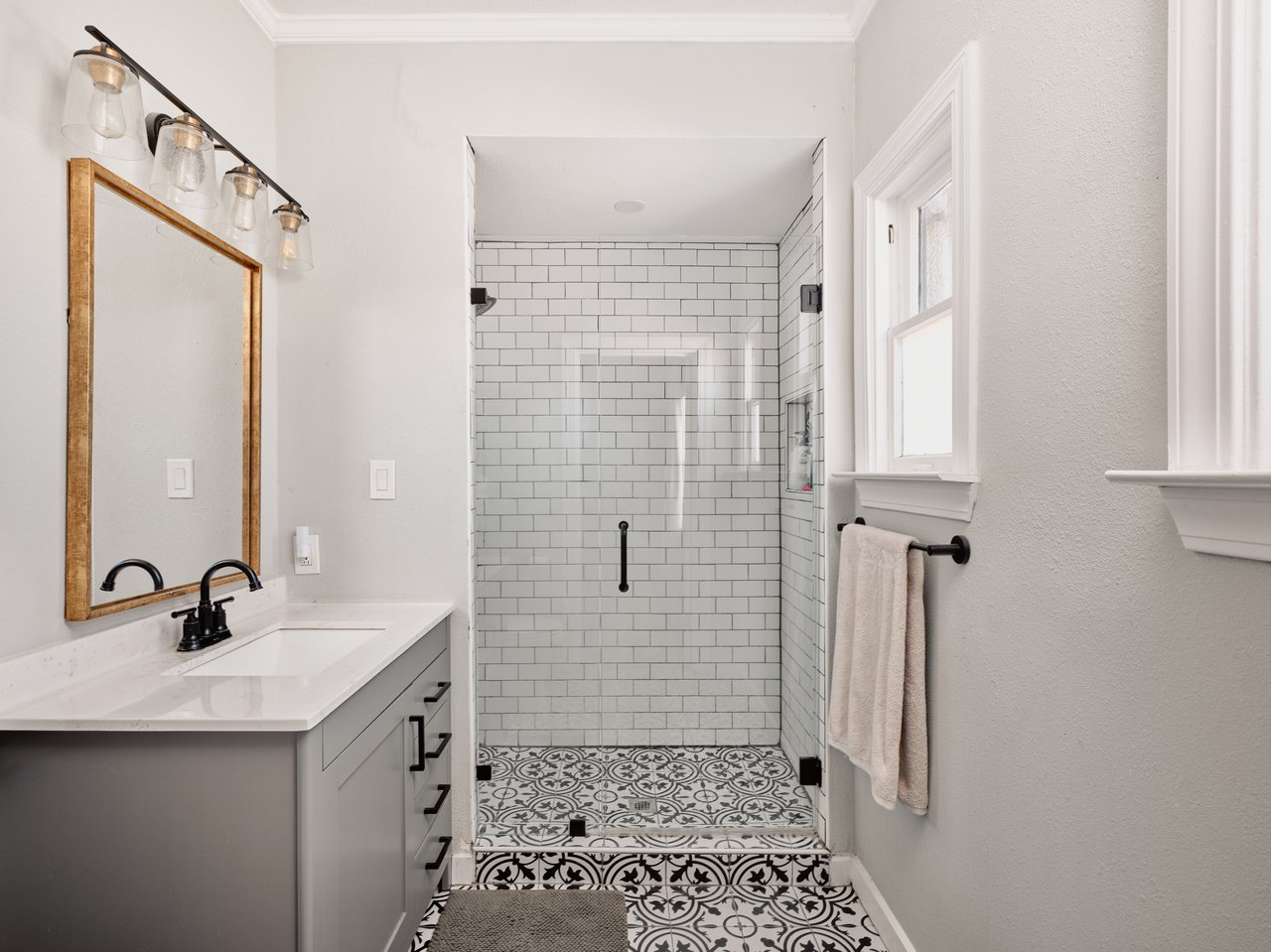 Storybook 1931 Tudor in Monticello Park