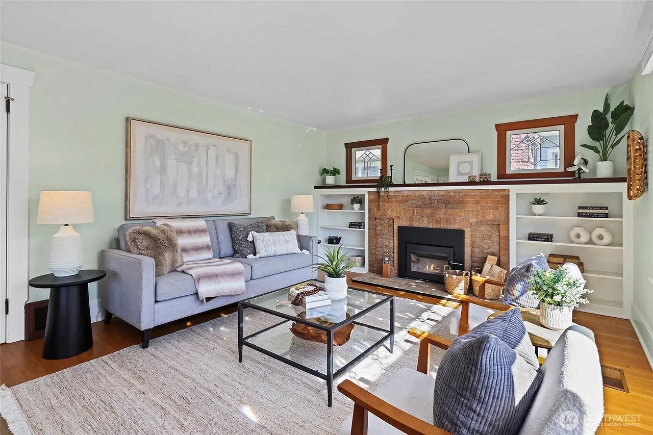 3901 Bagley Avenue N