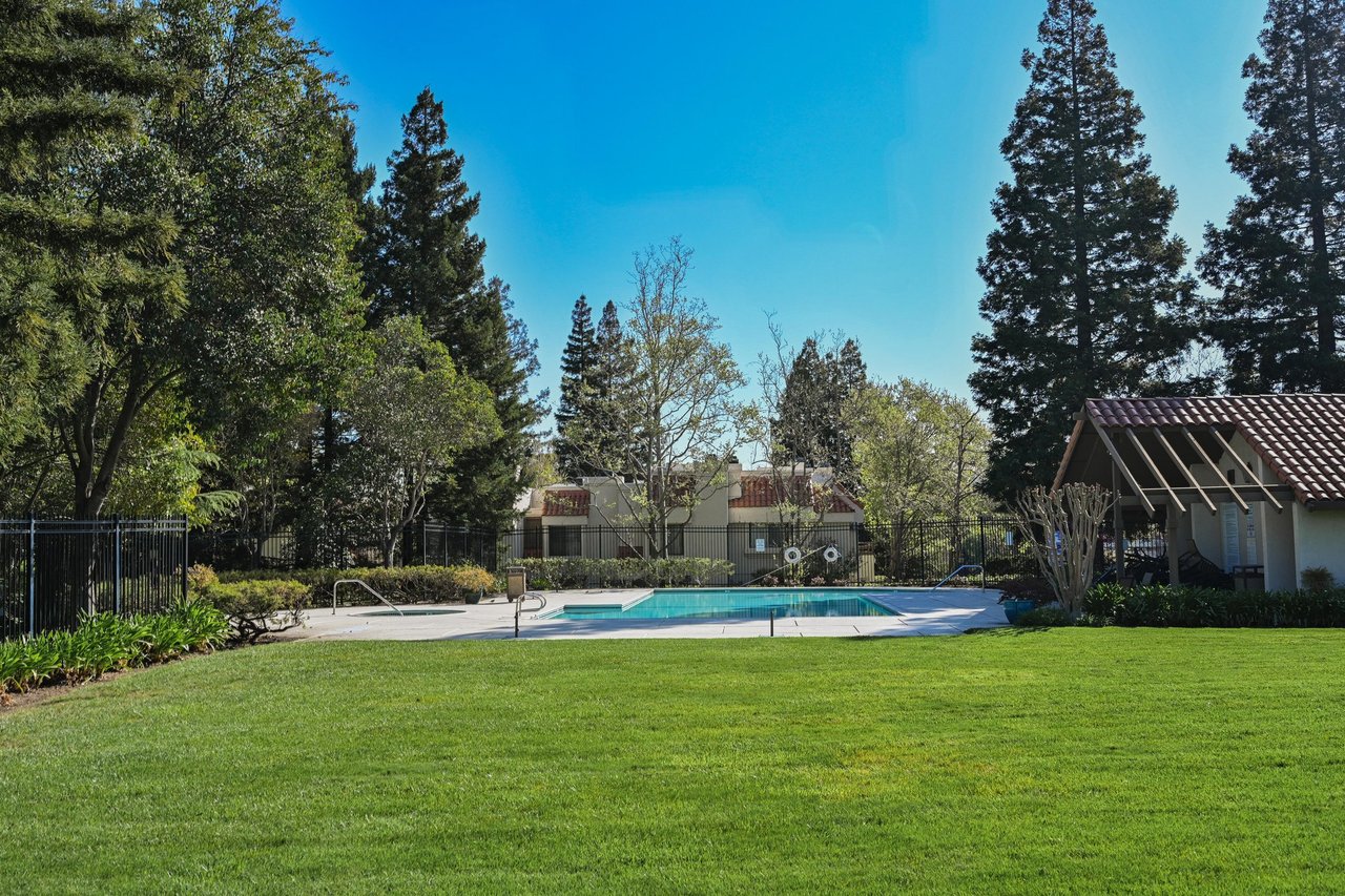 582 Churchill Downs Ct, Walnut Creek