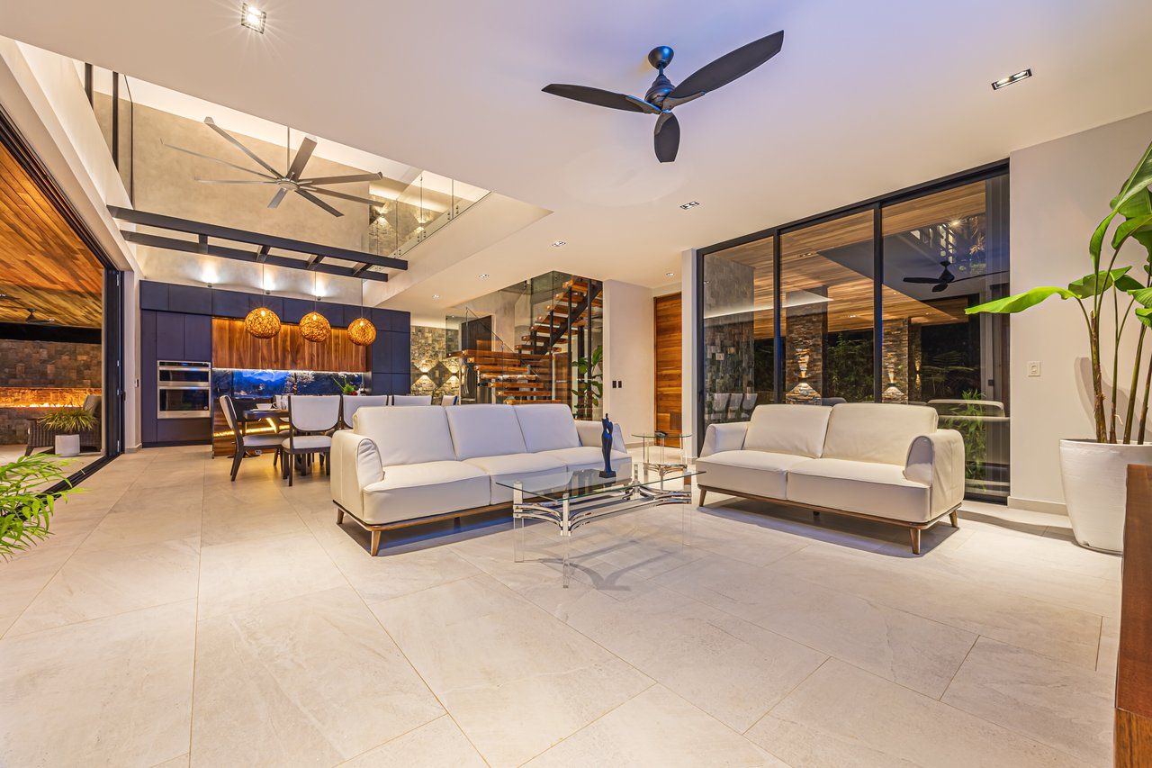 Casa Koules – Architectural 5-Bedroom Oceanview Estate in Prestigious Costa Verde Estates