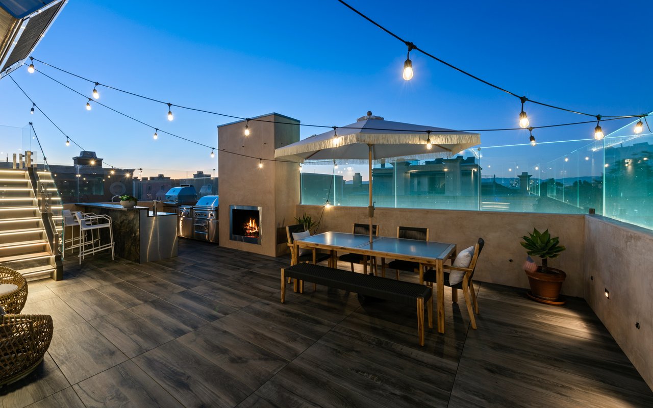 145 Channel Pointe Mall