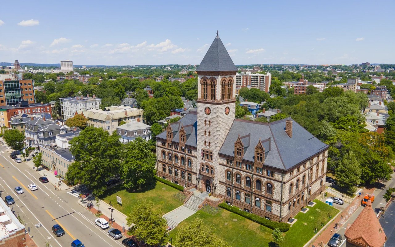 Cambridge Village Homes with Attached Property Description