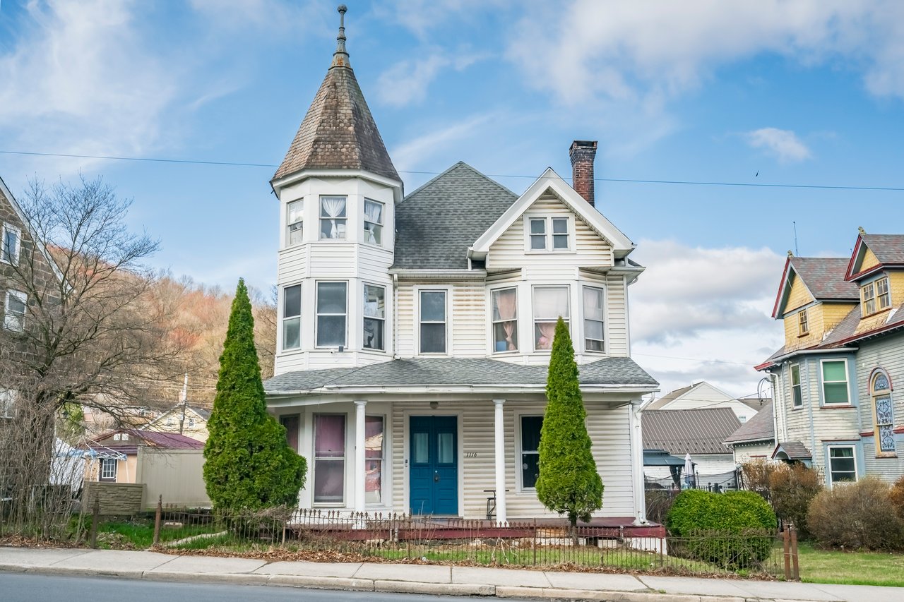 1116 Main Street
