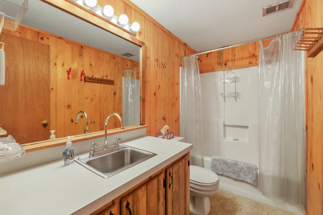 308 Hidden Ln