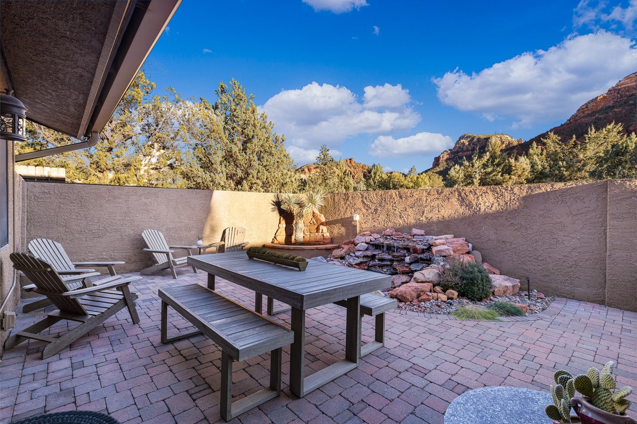 Splendor-Close to town, Huge Spa/Game Rm/Free Pets!