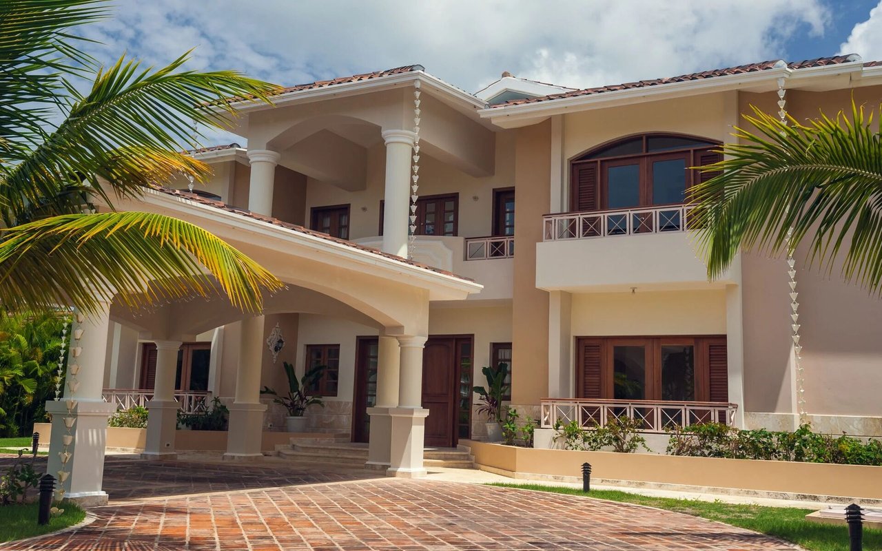 Big House in Manatí Coming Soon to the Market
