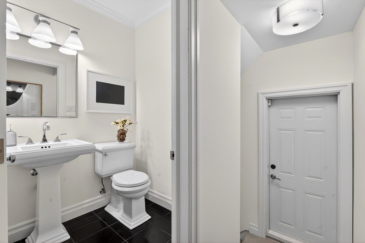 58 Belvedere Boulevard W